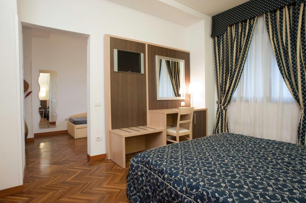 Hotel Astoria Fermo Exterior foto